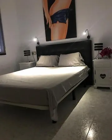 Kyrah Apartment *
